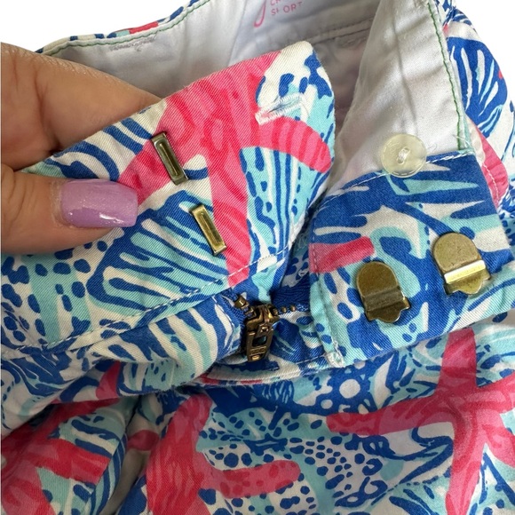 Lilly Pulitzer shorts.  Size 0   Red starfish on blue and white background. - Picture 8 of 11